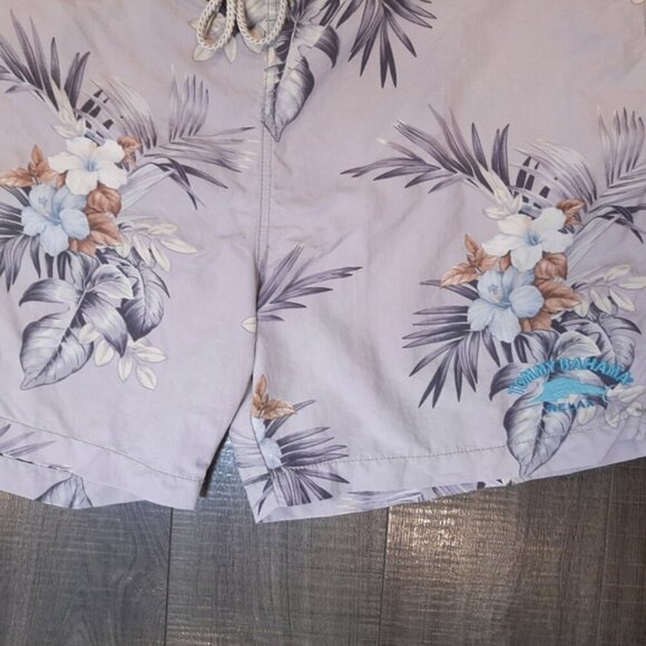 TOMMY BAHAMA Hawaiian Floral Swim Trunks Tropical Cargo Bathing Suit - Picture 3 of 16